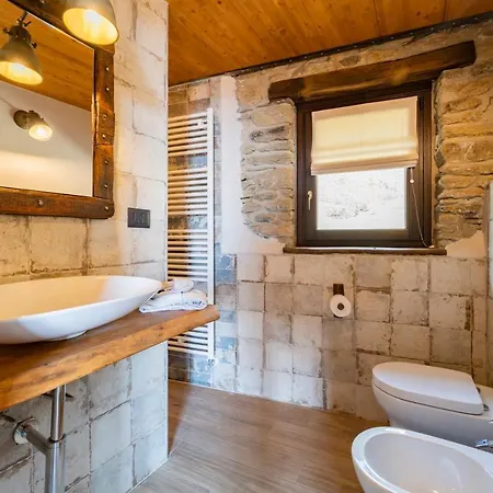 Le Gaie Allegre Villar San Costanzo