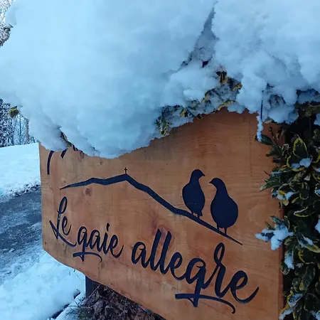 住宿加早餐酒店 Le Gaie Allegre 比利亚尔圣科斯坦佐